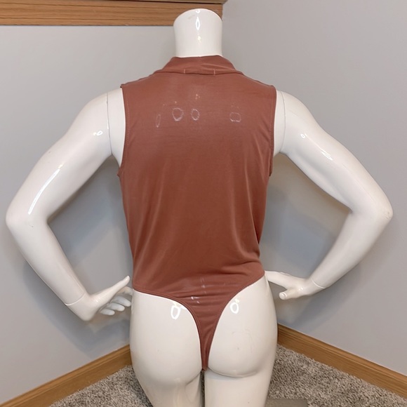 Bodysuit - Picture 2 of 3